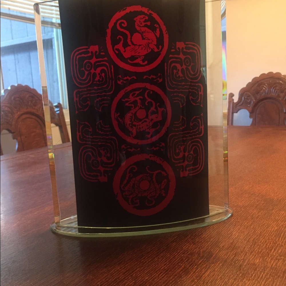 Large Asian vase